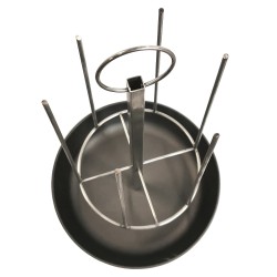 Tandoor Skewers Vertical with Cast Iron Pan