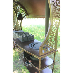 Barbecue area with "Aladdin" stove