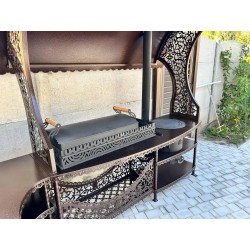 Barbecue area with "Aladdin" stove