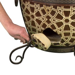 Luftregulierung und Ascheklappe des Lyrin24 Grand Tandyr Marakesch Tandoor Lehmofens