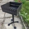 Kompakter Mangal 3 mm mit Grillrost & 8 Spießen | Lyrin24